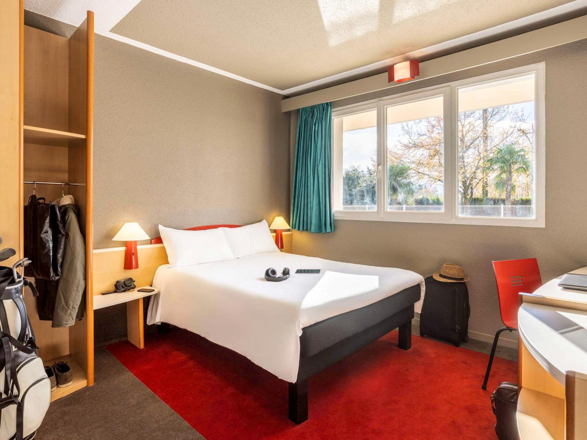 Ibis Tarbes Odos Hotel Buitenkant foto